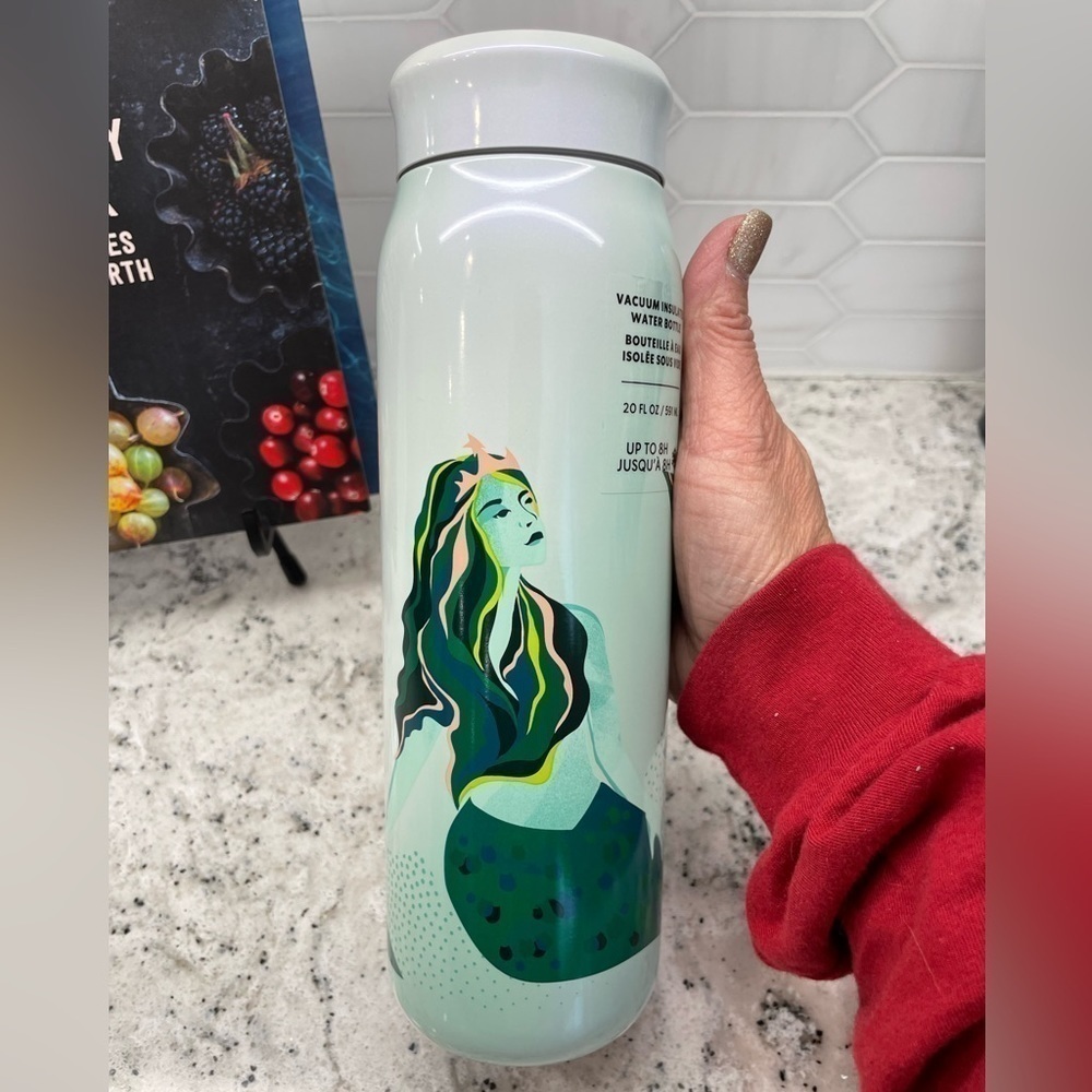 Starbucks 2024 Spring Siren SS Bottle. NWT. White to green ombre. NEW and HTF.